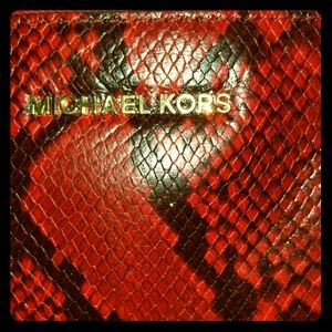 Michael Kors purse